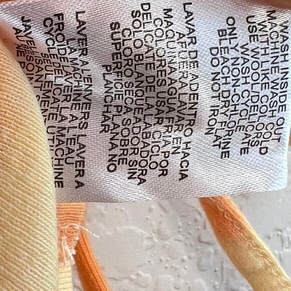 NWT Betty Boop Orange Graphic Print Tie Dye Sleeveless Bow Tie Sides Medium - Picture 3 of 7